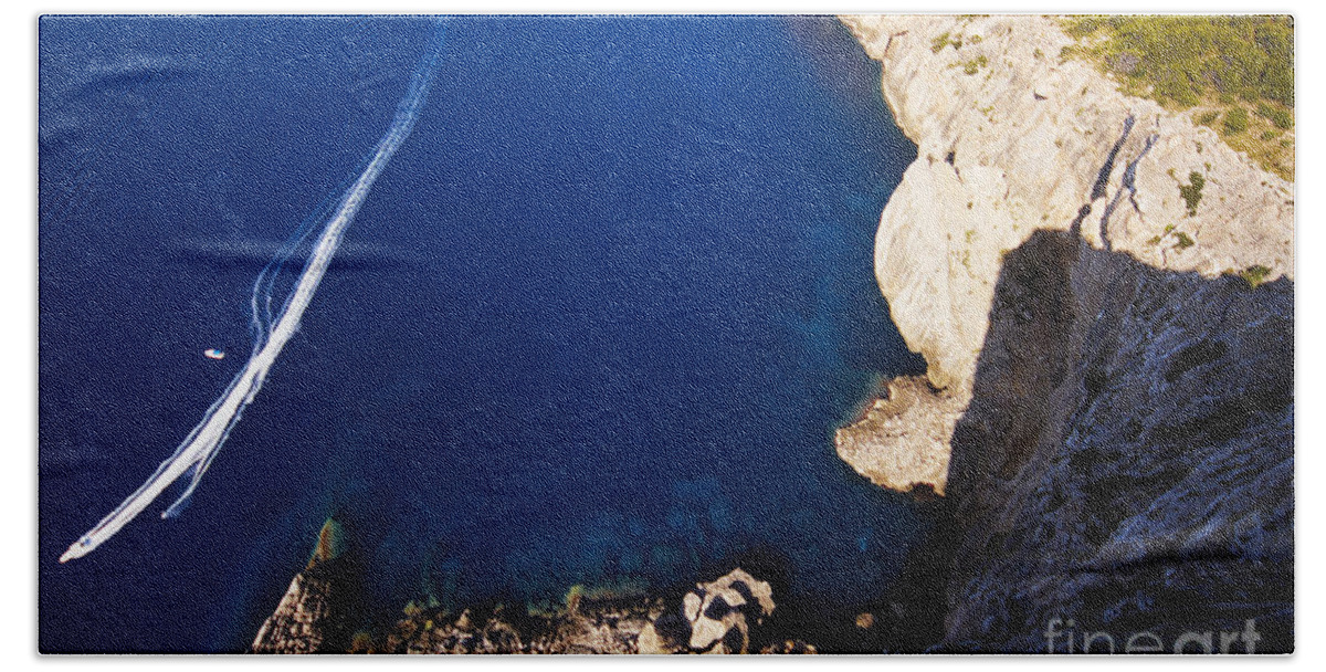 Boat Beach Sheet featuring the photograph Boat in the sea by Agusti Pardo Rossello