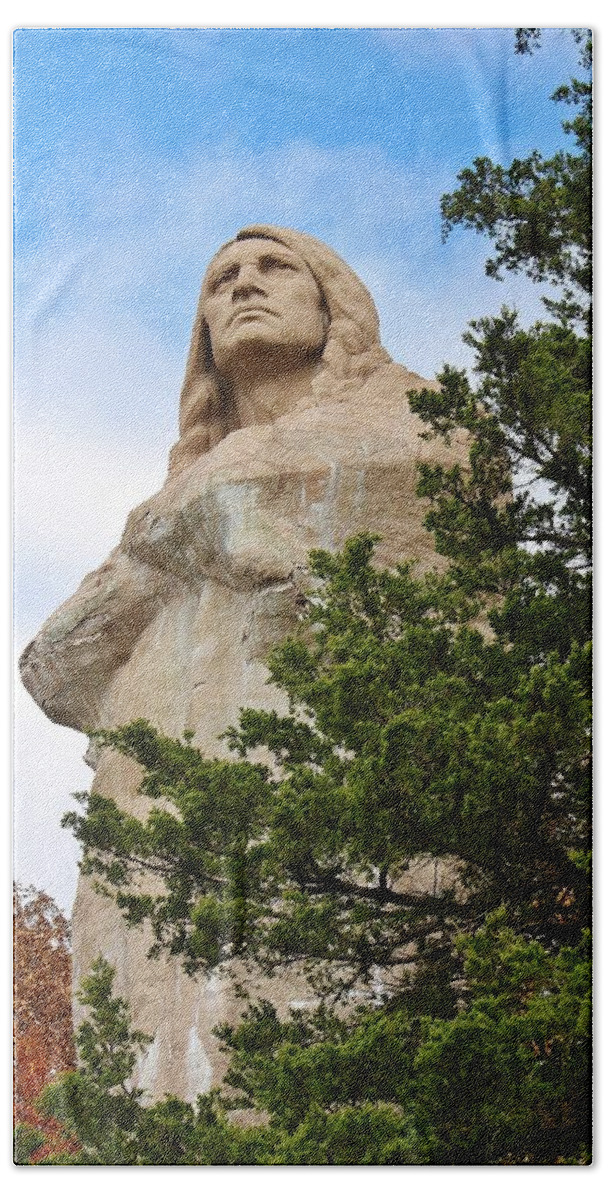 Statue Beach Towel featuring the photograph Chief Blackhawk Statue by Bruce Bley