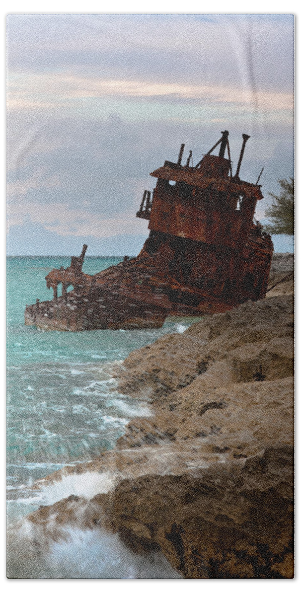 Aground Beach Towel featuring the photograph Gallant Lady Shipwreck by Ed Gleichman