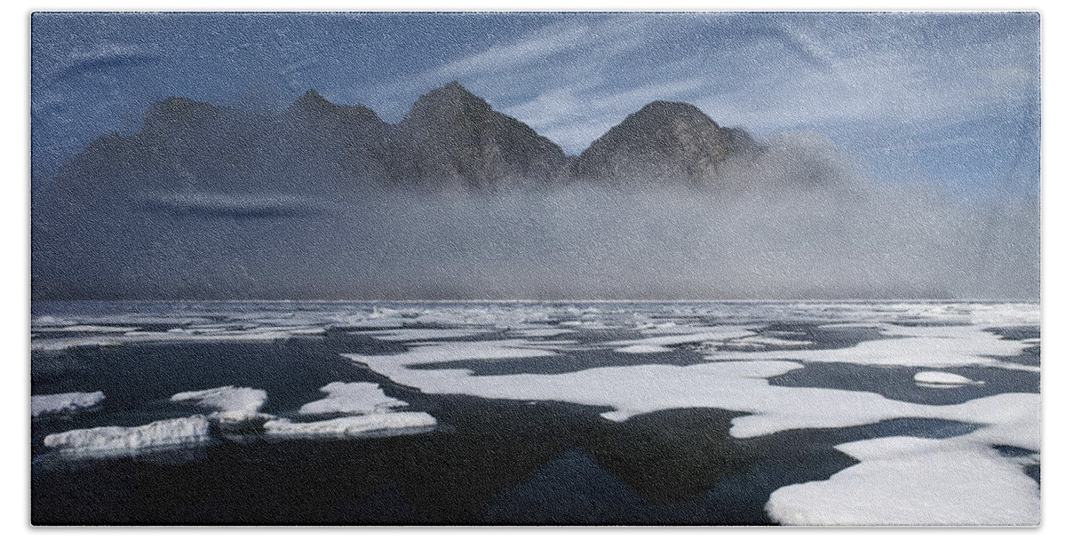 Mp Beach Towel featuring the photograph Ice Floes In Pond Inlet, Northeast by Flip Nicklin