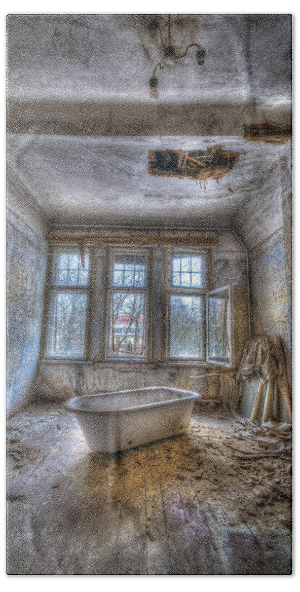 Urbex Room Horror Chairs Window Ancient Hospital Building Casern Beach Towel featuring the photograph Lunatic bath time by Nathan Wright