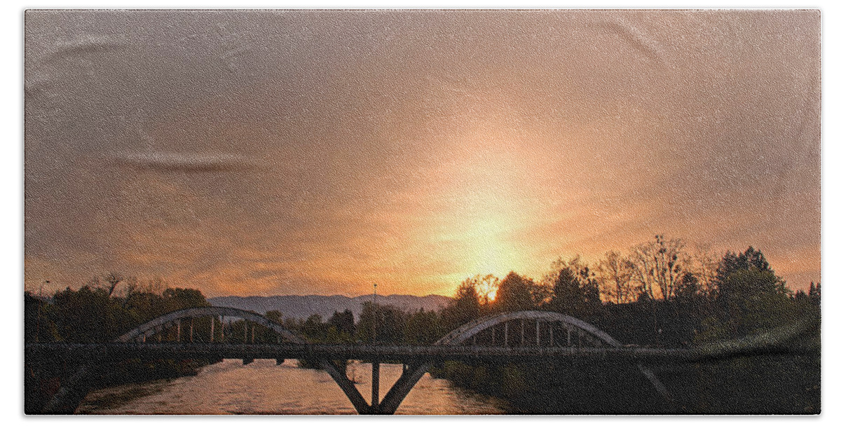 Caveman Bridge Beach Towel featuring the photograph Sunburst Sunset over Caveman Bridge by Mick Anderson