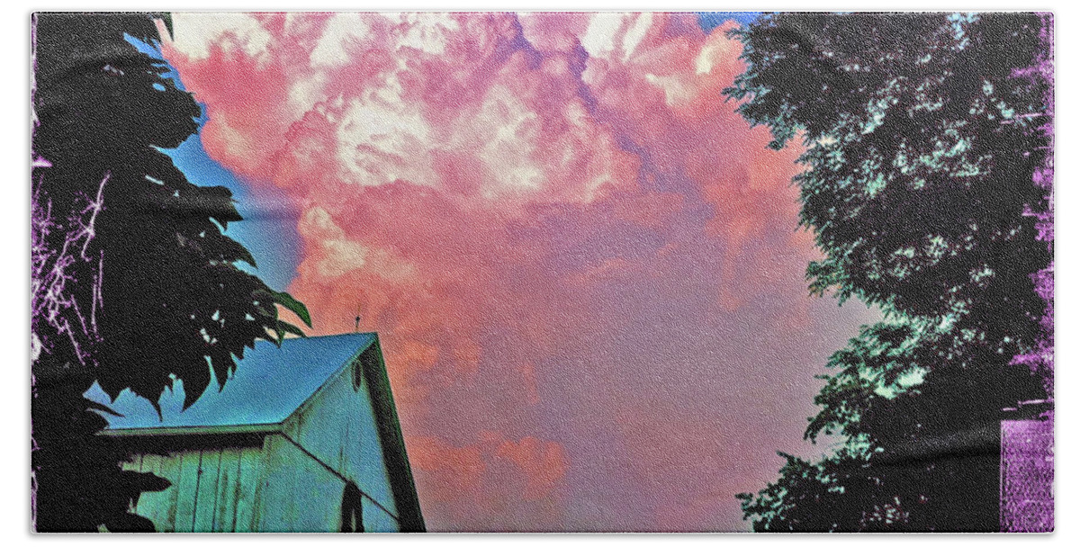 Sky Beach Towel featuring the photograph Thunderhead by Kevyn Bashore