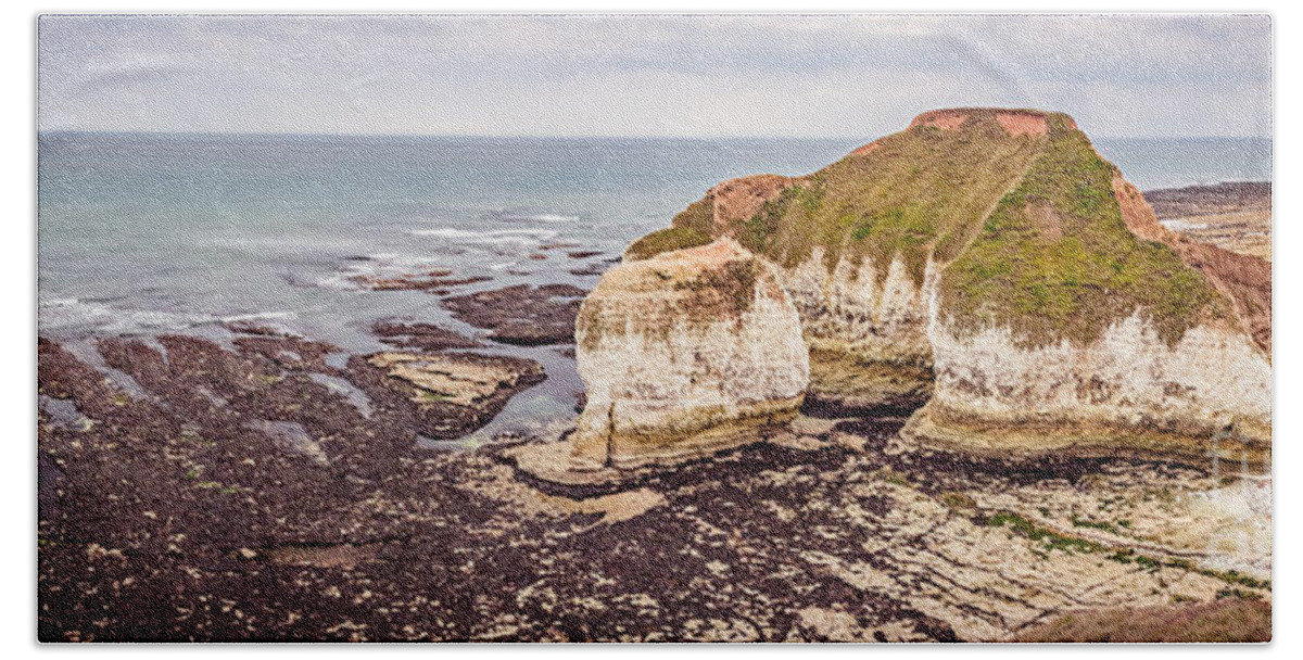 Cliffs Beach Towel featuring the photograph Flamborough Head, North Yorkshire, UK #1 by Mariusz Talarek