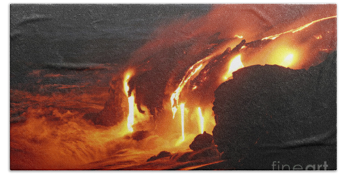 No People Beach Towel featuring the photograph Kilauea Lava Flow Sea Entry, Big #1 by Martin Rietze
