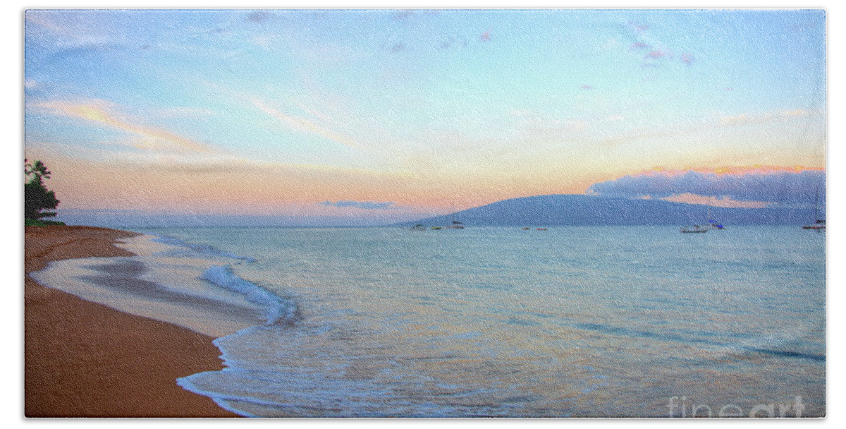 Sunrise On Kaanapali Beach Towel featuring the photograph Sunrise on Kaanapali #1 by Kelly Wade