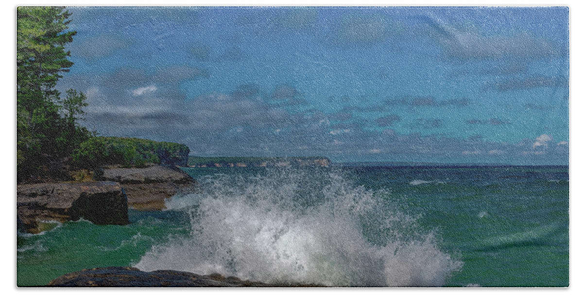 Pictured Rocks National Lakeshore Beach Towel featuring the photograph The Coves #1 by Gary McCormick