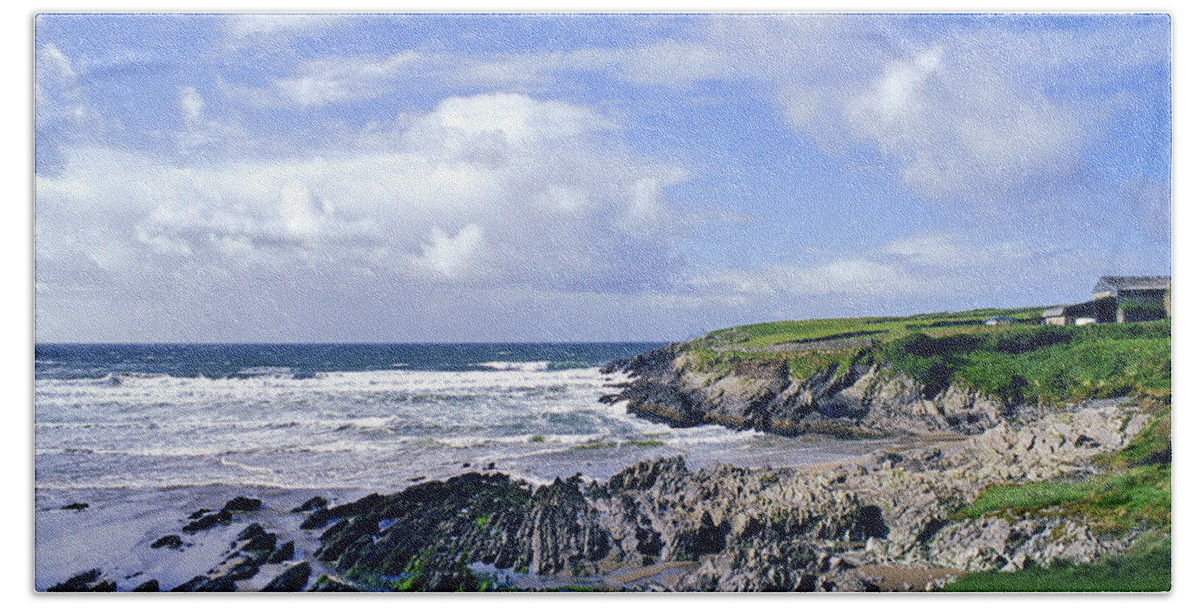 Atlantic Beach Towel featuring the photograph 174-008-Ireland by David Lange