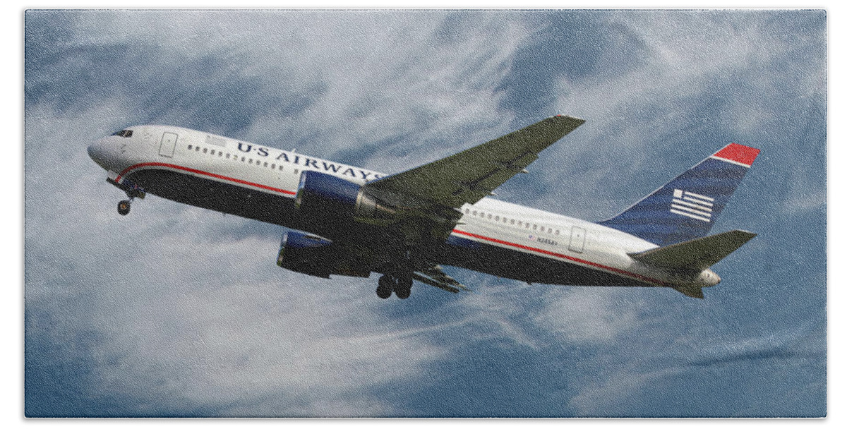 American Beach Towel featuring the photograph American Airlines Boeing 767-200 #18 by Smart Aviation