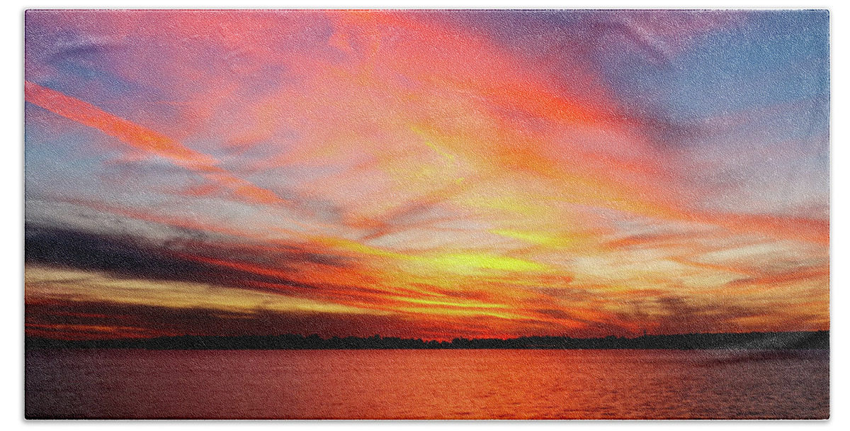 Horizontal Beach Towel featuring the photograph Colorful Sunset #2 by Doug Long