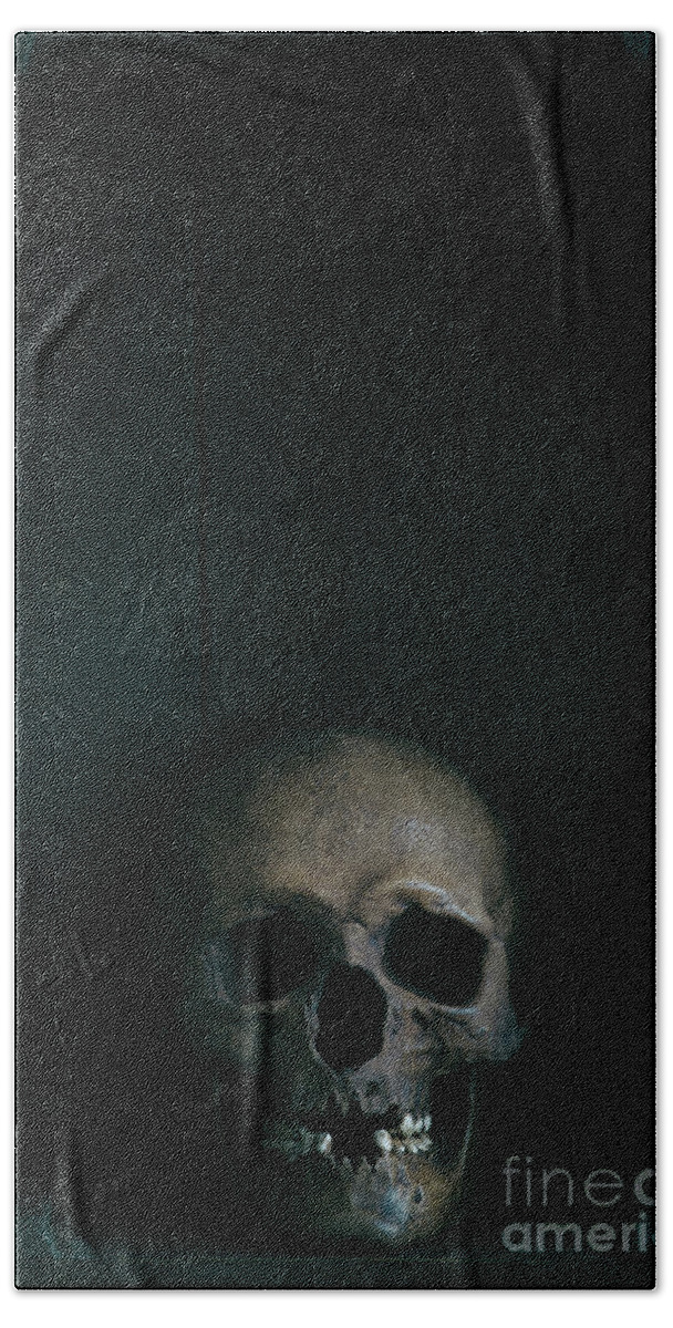 Skull Beach Sheet featuring the photograph Human Skull #2 by Lee Avison