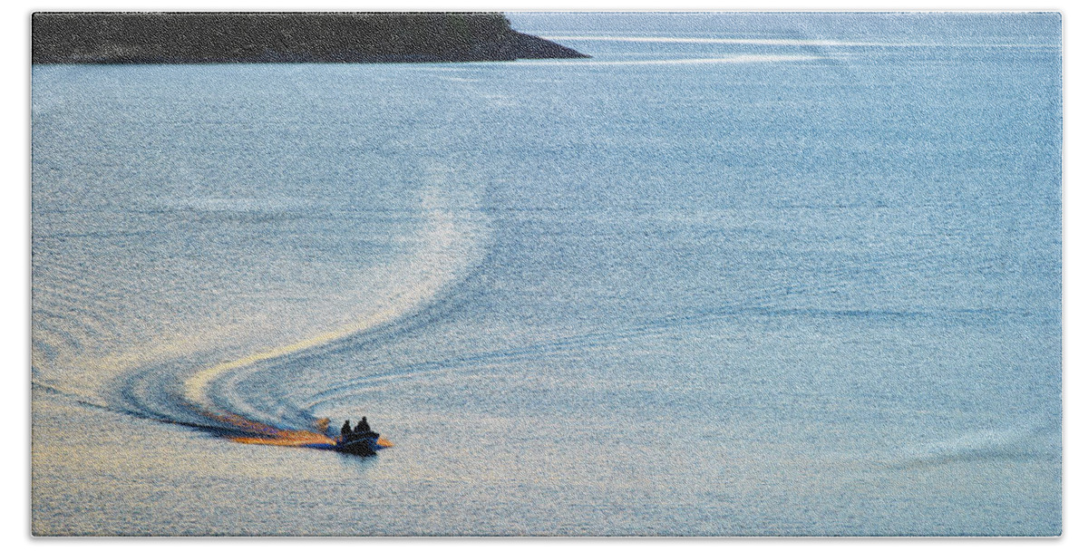 Camping Beach Towel featuring the photograph Homeward Bound-cooler by Doug Gibbons