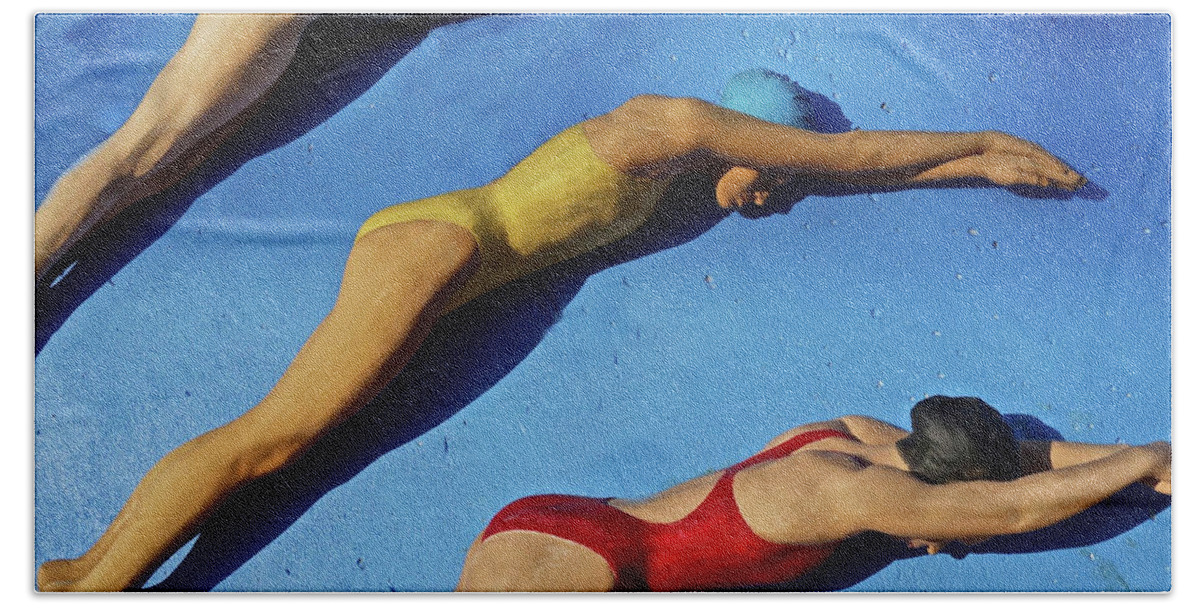 Three Ladies In Bathing Suits Diving Beach Sheet featuring the photograph 3 Lady Swimmers by Joan Reese
