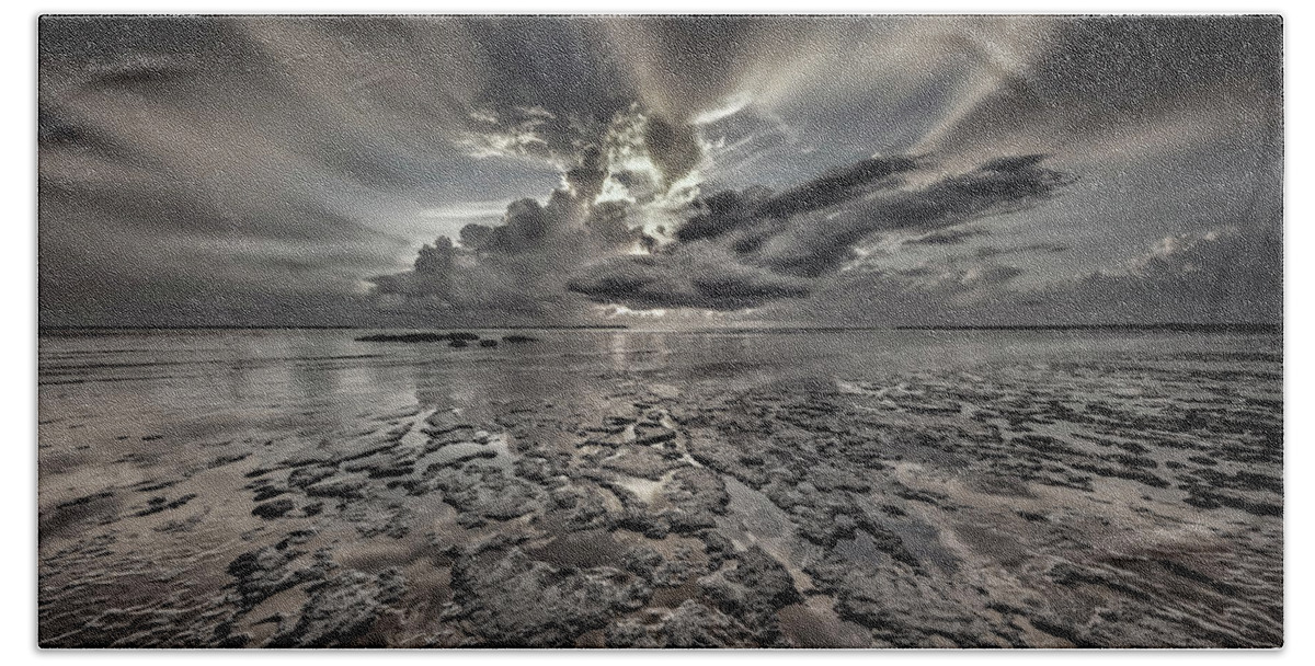 Atlantic Ocean Beach Towel featuring the photograph Seascape of Hilton Head Island #4 by Peter Lakomy