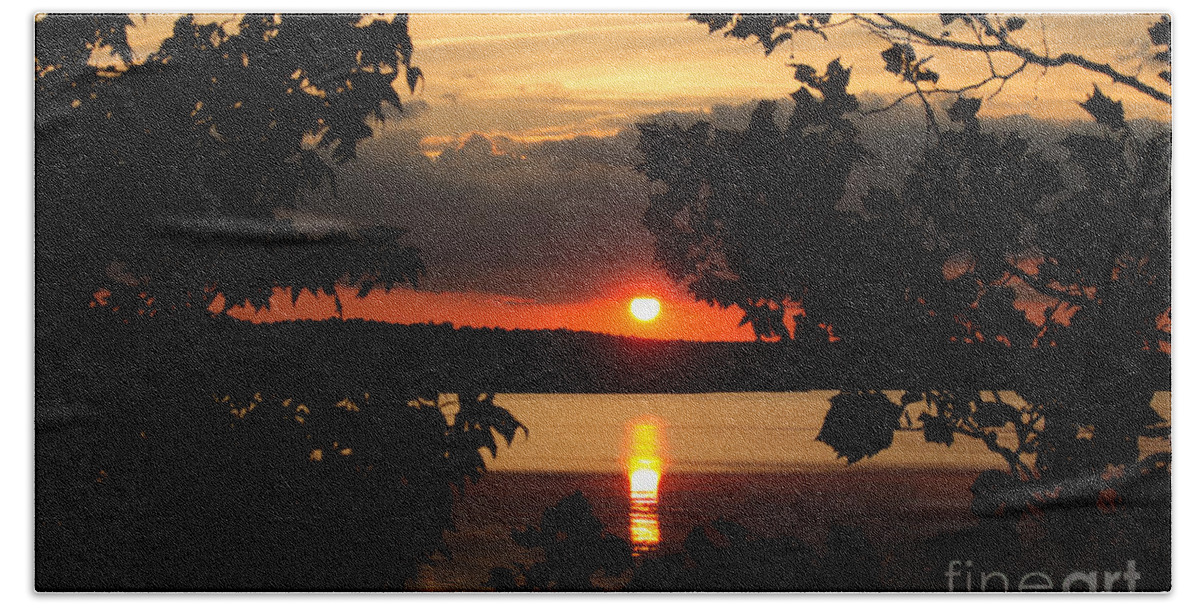 North Carolina Beach Sheet featuring the photograph A Falls Lake Sunset by Sandra Clark
