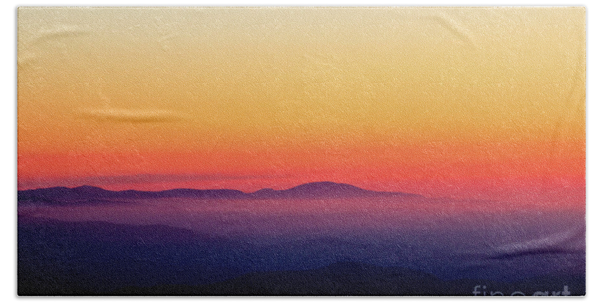Sunrise Beach Sheet featuring the photograph A Simple Sunrise by Douglas Stucky