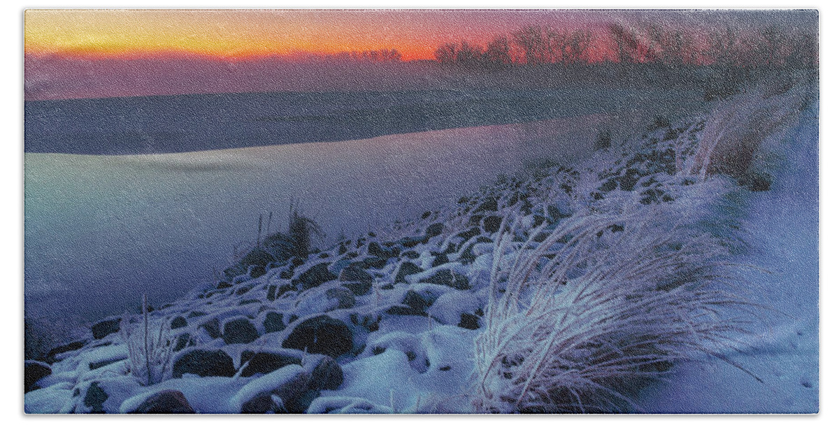 Colorado Beach Sheet featuring the photograph A Sunrise Cold by John De Bord