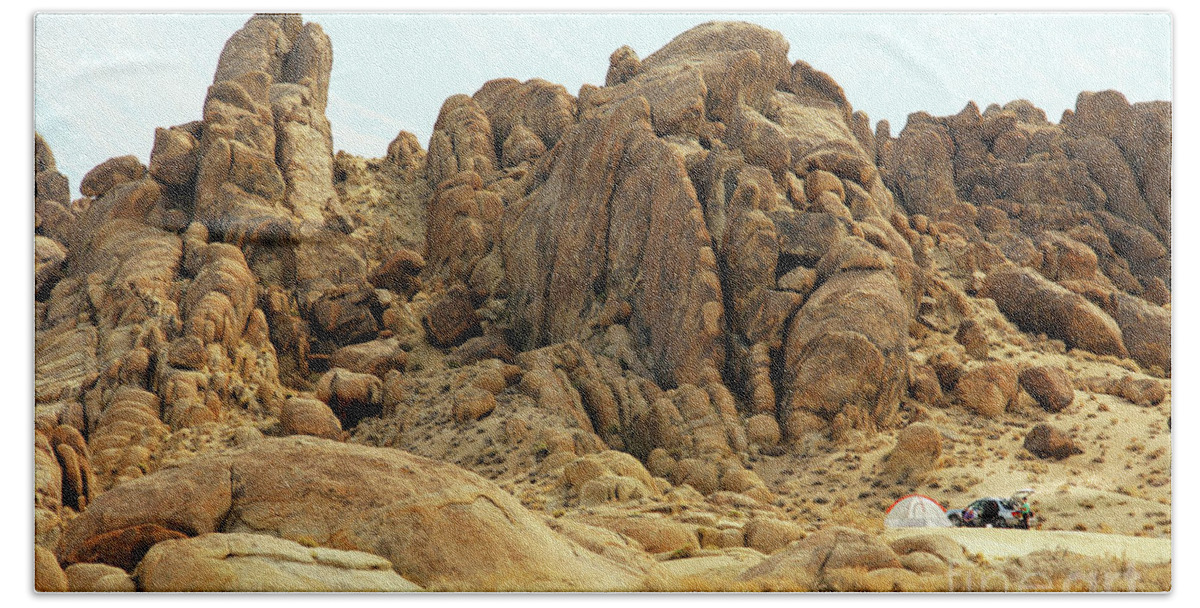 Eastern Sierras Beach Towel featuring the photograph Alabama Hills Lone Pine California 6574 by Jack Schultz