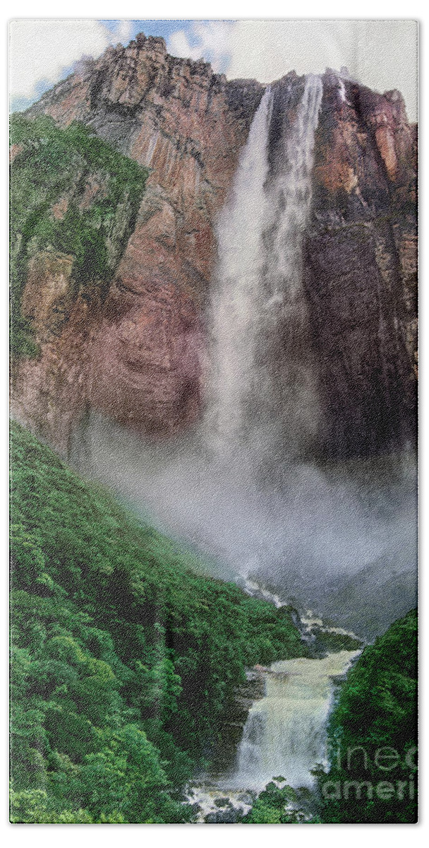 Dave Welling Beach Towel featuring the photograph Angel Falls Canaima National Park Venezuela by Dave Welling