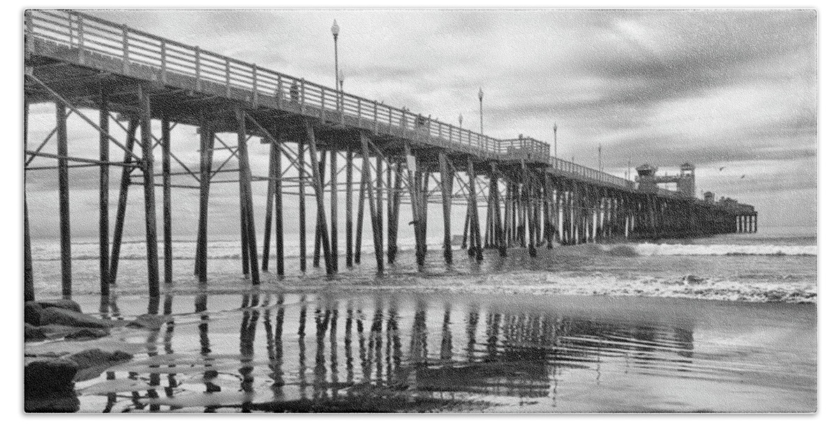 Pier Beach Sheet featuring the photograph At the Pier by Barbara Manis