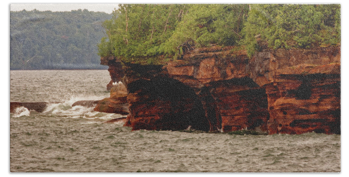 Apostle Islands Beach Towel featuring the photograph At the point by Peter Ponzio