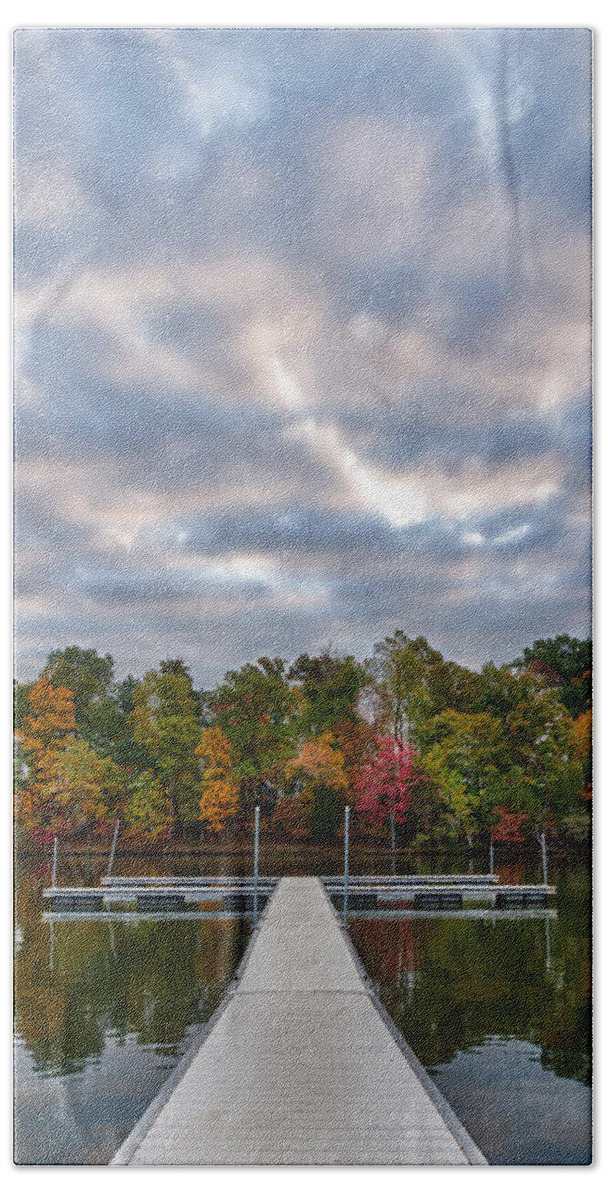 Da 18-135 Wr Beach Towel featuring the photograph Autumn Colors at the Lake by Lori Coleman
