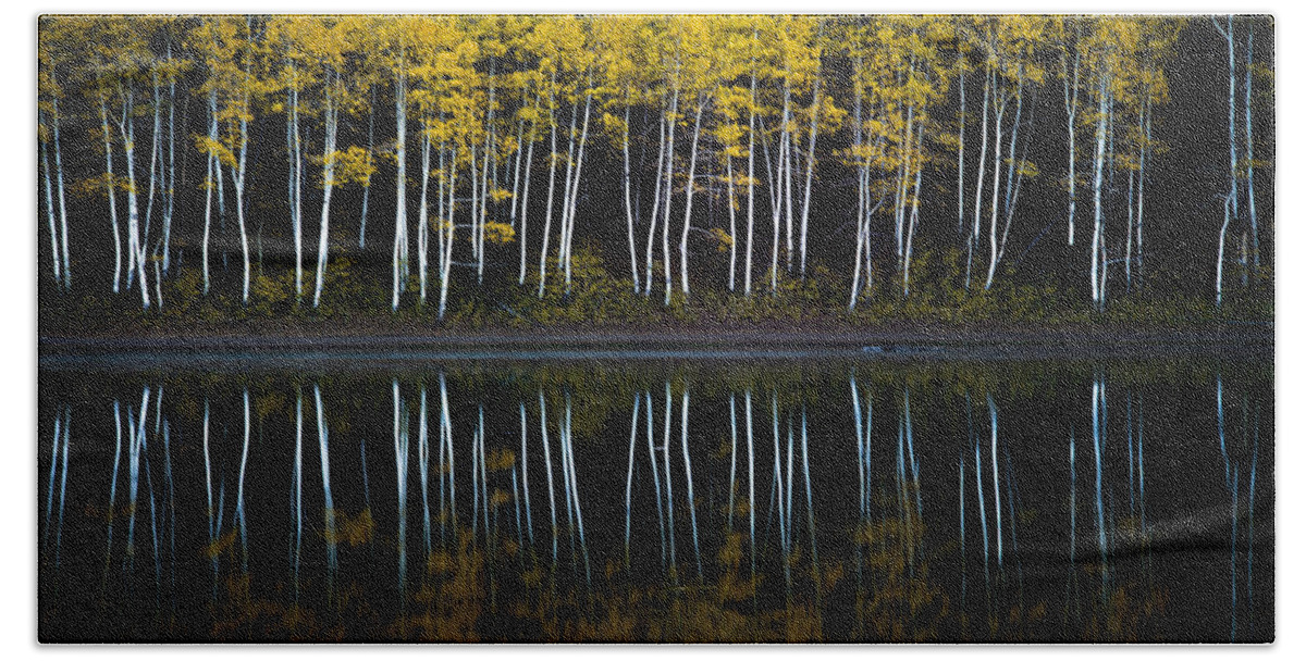 Utah Beach Sheet featuring the photograph Autumn Mirror by Dustin LeFevre