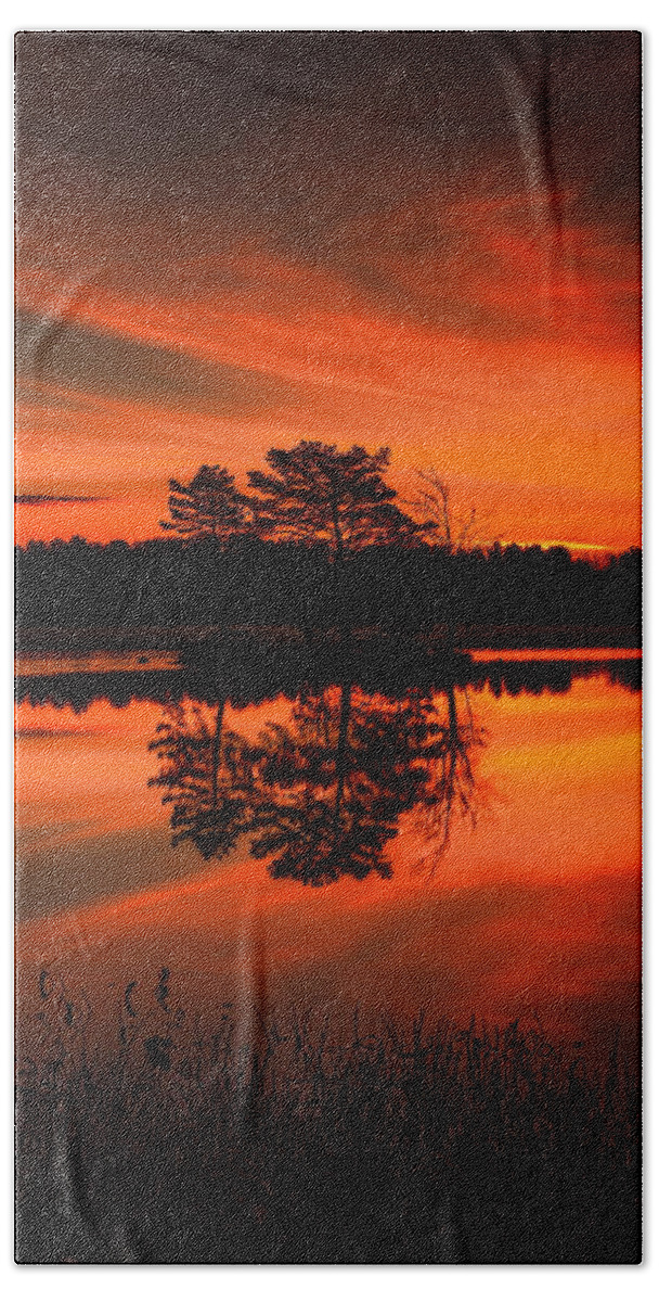 Upnorth Beach Towel featuring the photograph Autumn Sunrise Over Boom Lake by Dale Kauzlaric