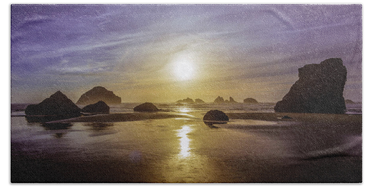 Bandon Beach Sheet featuring the photograph Bandon Glow by Steven Clark