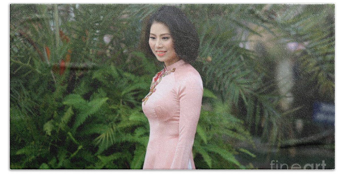 Hanoi Beach Towel featuring the photograph Beauty Vietnamese Woman by Chuck Kuhn