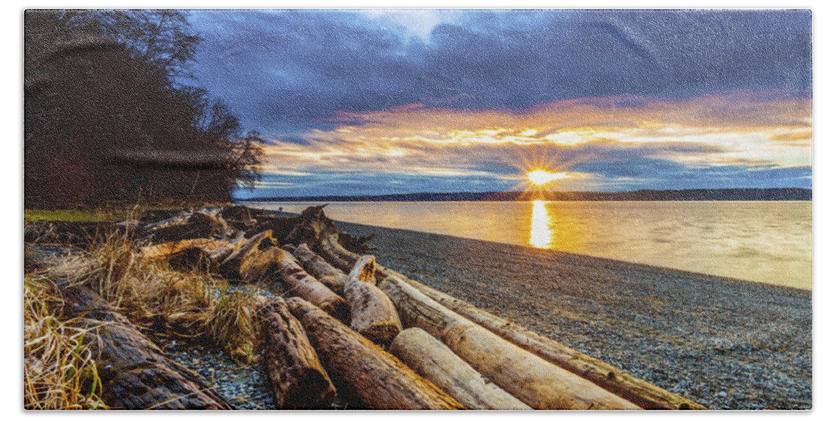 Landscapes Beach Towel featuring the photograph Best Of My Love by Larry Waldon