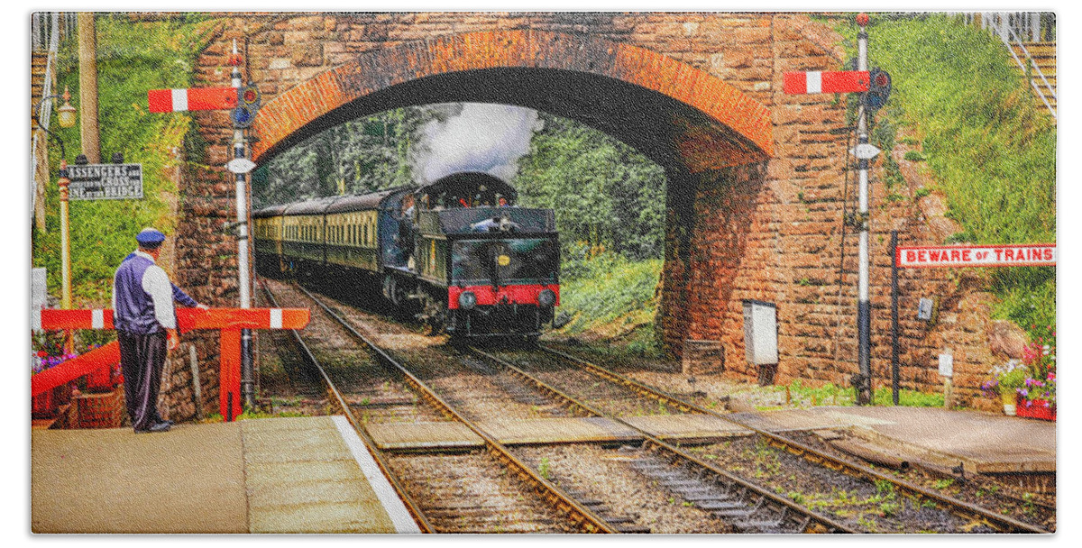 Black Beach Sheet featuring the photograph Bishops Lydeard Station, UK by Chris Smith