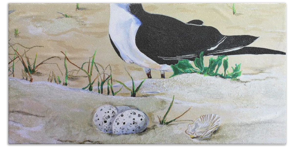 Black Skimmer Beach Towel featuring the painting Black Skimmer by John Duplantis
