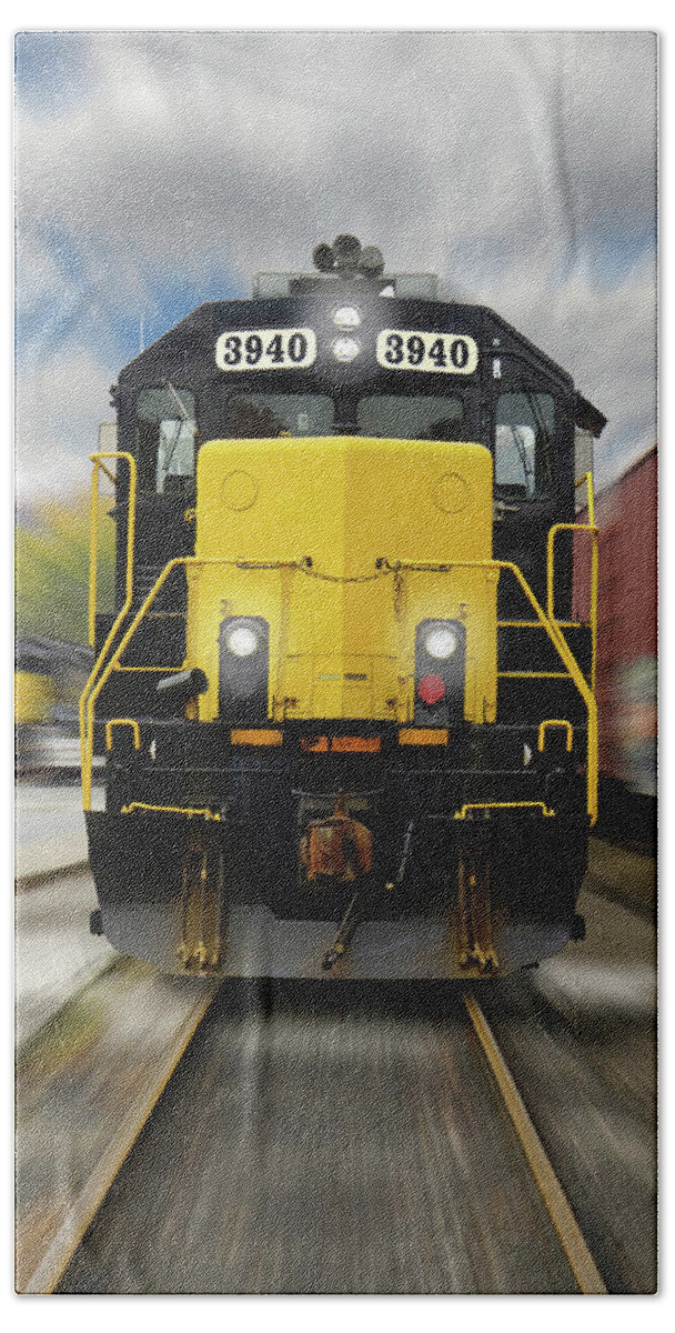 Railroad Beach Towel featuring the photograph Blue Rridge Southern 3940 On The Move by Mike McGlothlen