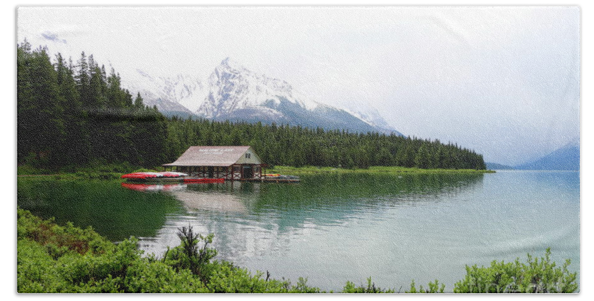 Canada Beach Towel featuring the photograph Boat House On Maligne Lake by Christiane Schulze Art And Photography