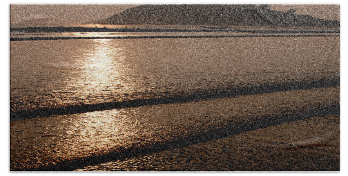 Burgh Island Sunset Beach Towel featuring the photograph Burgh Island Sunset by Helen Jackson
