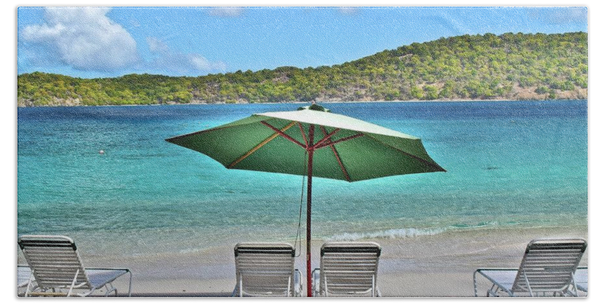 Caribbean Beach Towel featuring the photograph Caribbean Paradise by Frozen in Time Fine Art Photography