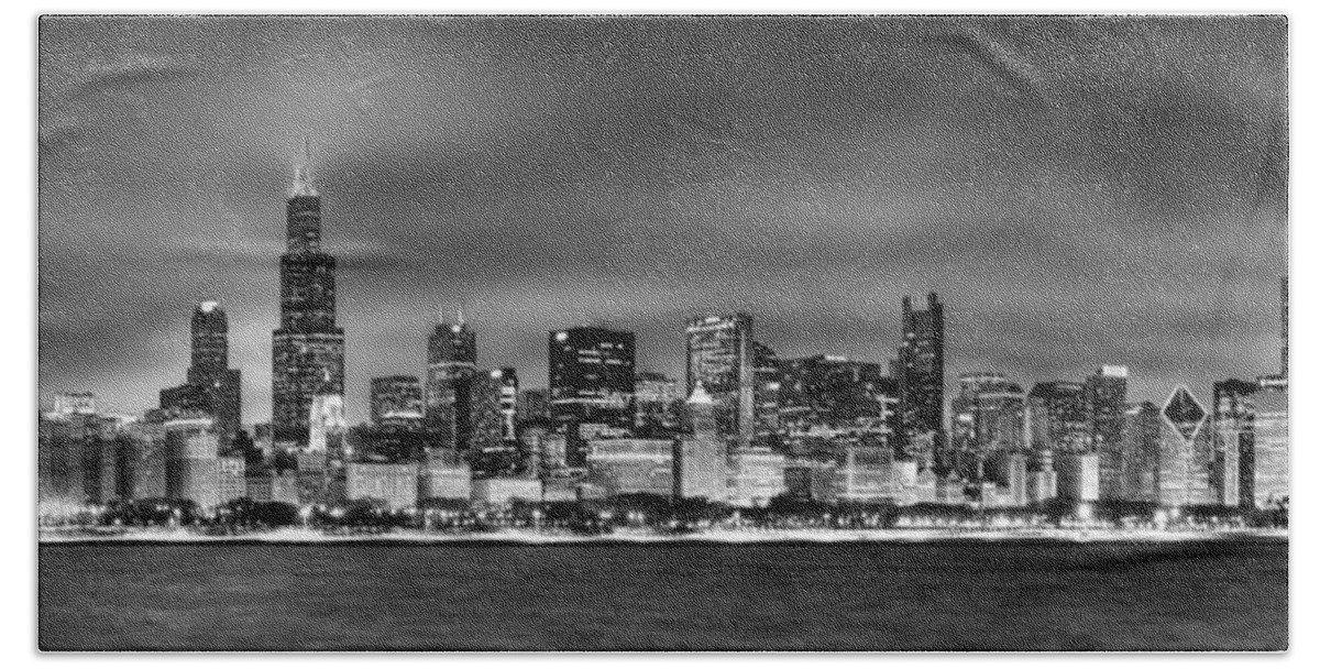 Chicago Skyline At Night Black And White Beach Towel