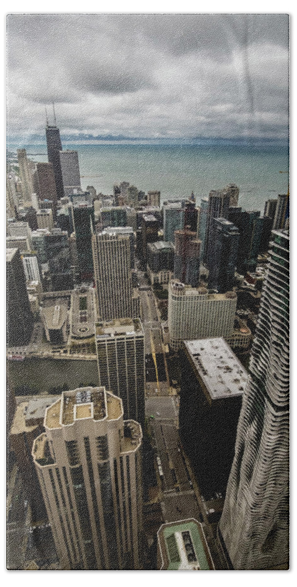 Aon Building Beach Sheet featuring the photograph Chicago view from 70th floor by Sven Brogren