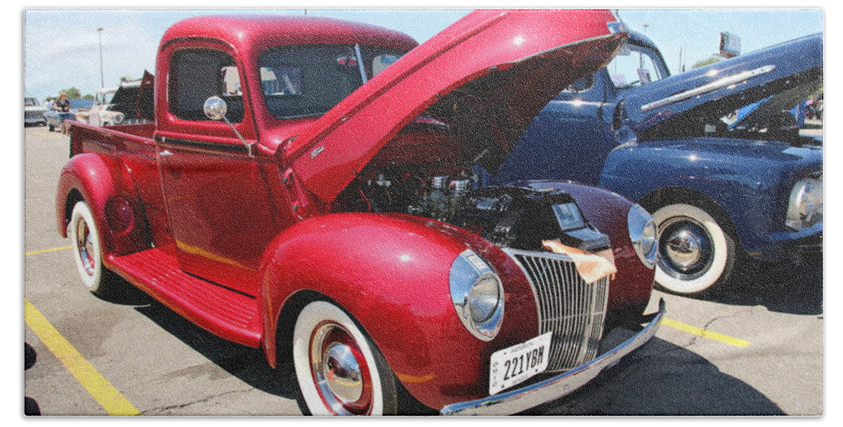  Beach Sheet featuring the photograph Classic Pickup by Rick Redman