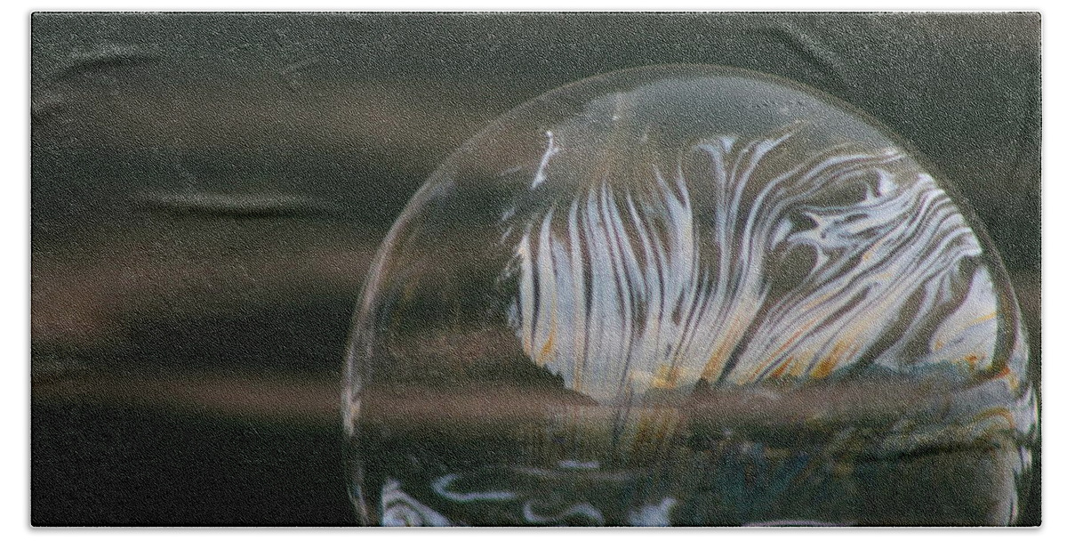 Bubble Beach Sheet featuring the photograph Clearing My Mind by Cathie Douglas