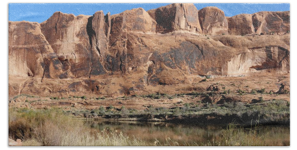 Colorado Riverway Beach Sheet featuring the photograph Colorado Riverway in Utah by Christy Pooschke