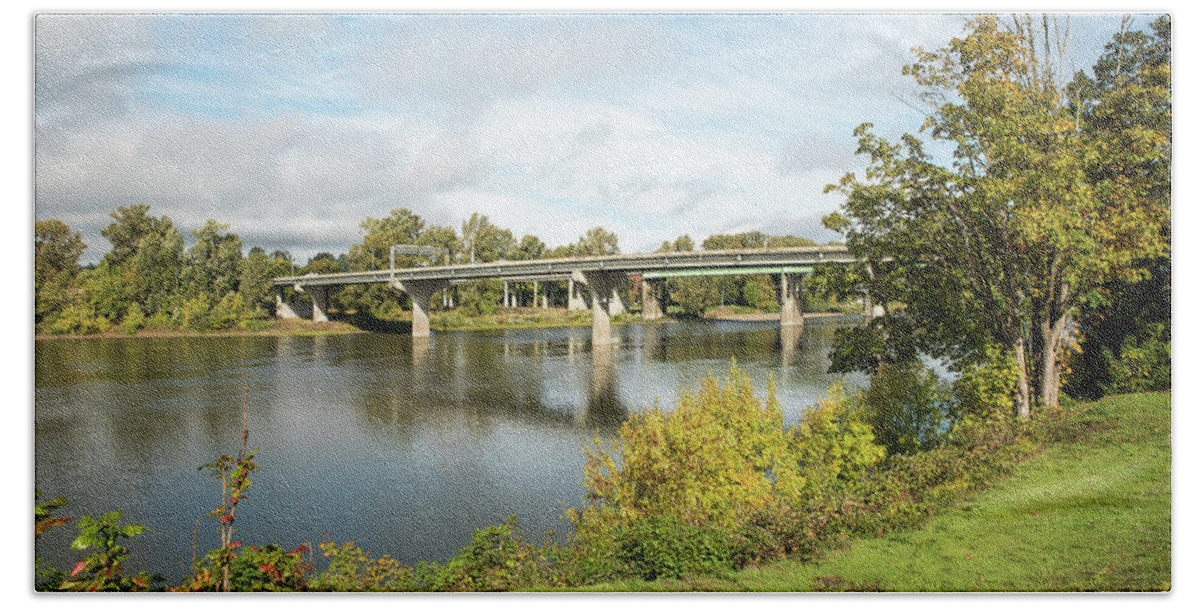 Bridges Beach Towel featuring the photograph Crossing the Willamette by Tom Cochran