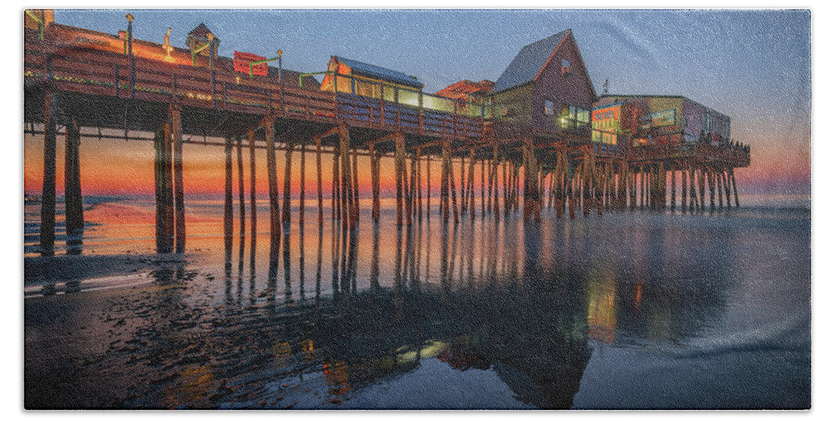 Old Orchard Beach Beach Sheet featuring the photograph Dawn on Old Orchard Beach by Rick Berk