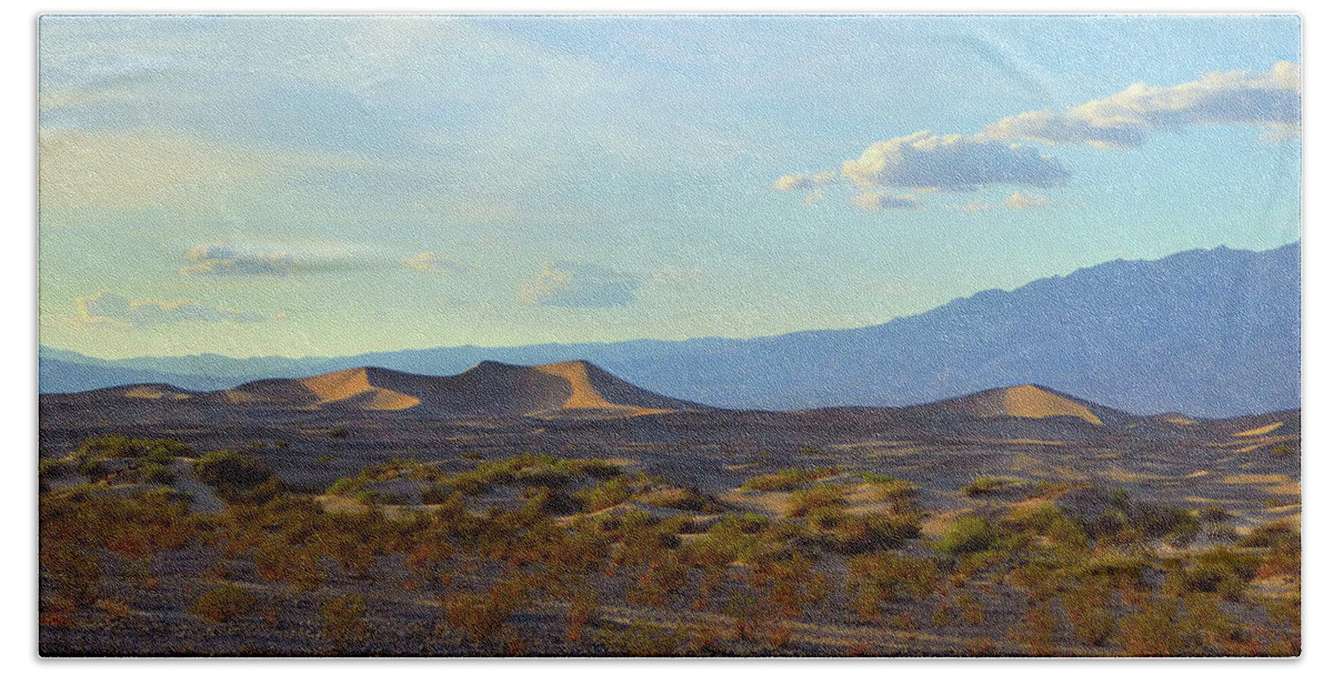 Death Valley Beach Towel featuring the photograph Death Valley at Sunset by Gordon Beck