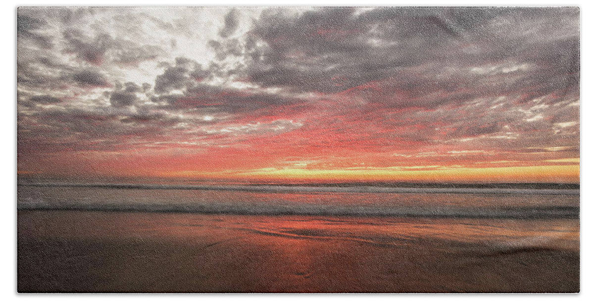 Sunset Beach Towel featuring the photograph Delmar Beach San Diego Sunset img 1 by Bruce Pritchett