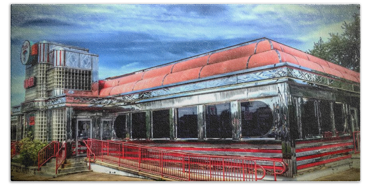 Diner Beach Towel featuring the photograph Double T Diner by Chris Montcalmo