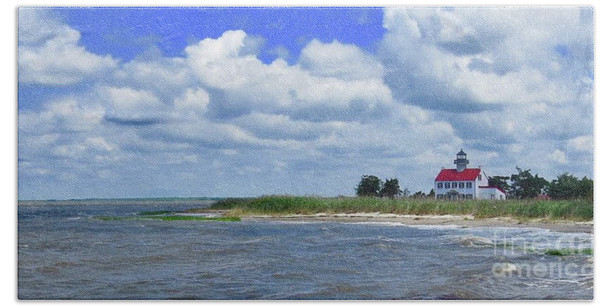 East Point Lighthouse Beach Sheet featuring the photograph East Point Lighthouse at High Tide by Nancy Patterson