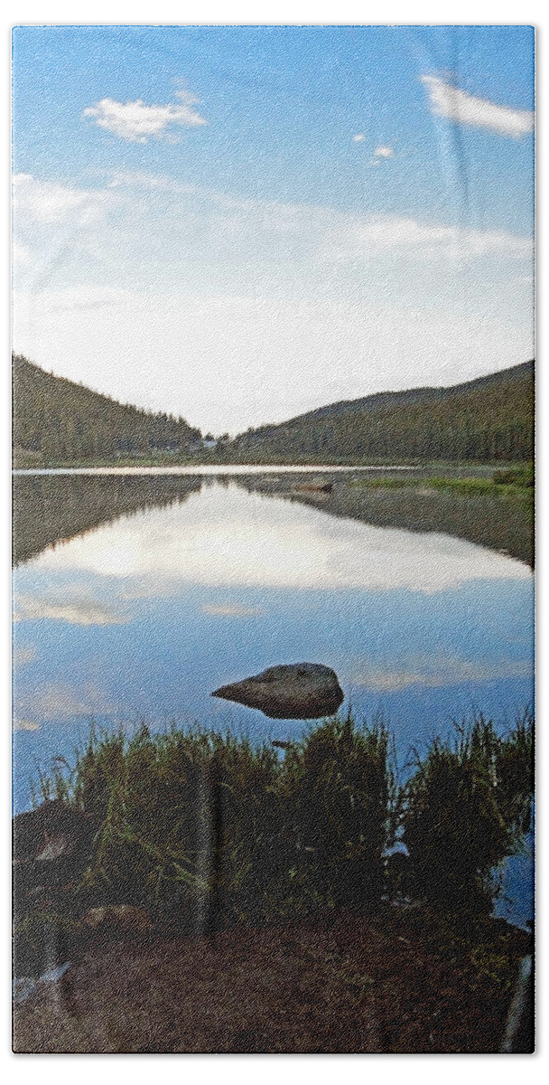 Echo Lake Beach Sheet featuring the photograph Echo Lake Study 1 by Robert Meyers-Lussier