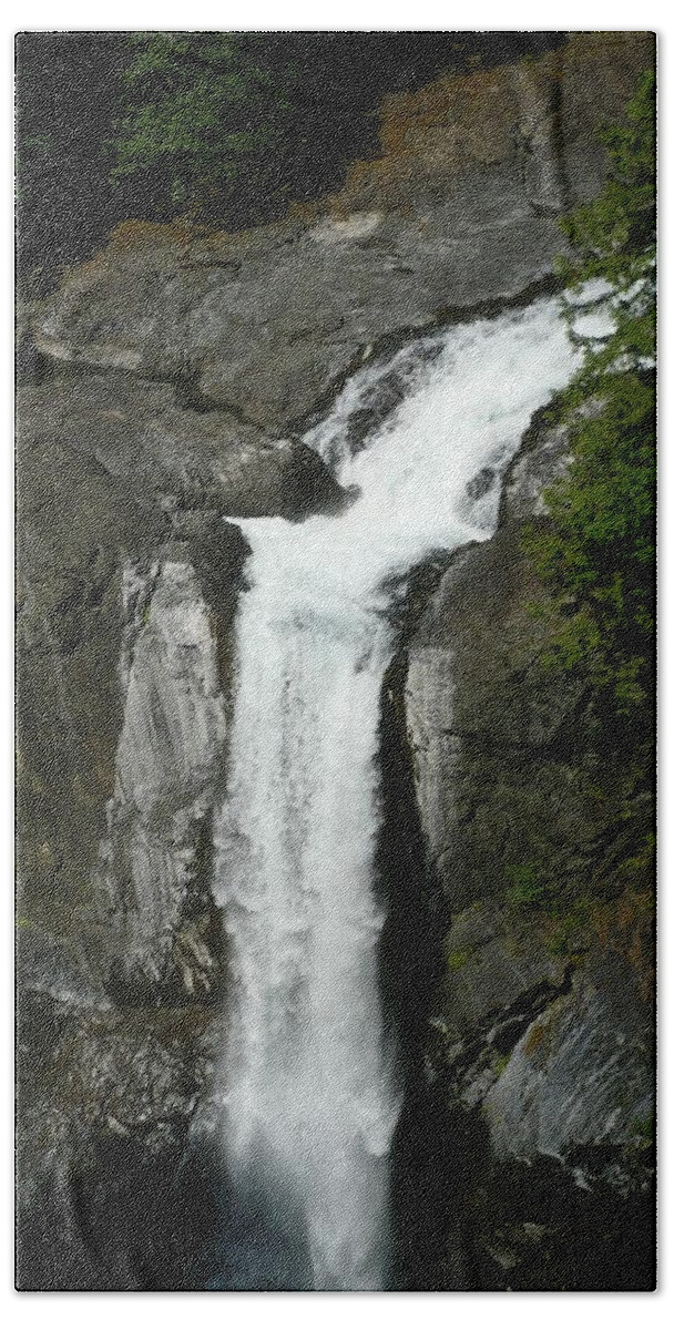 Water Beach Towel featuring the painting Elk Falls by 'REA' Gallery
